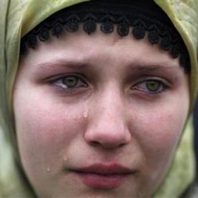 bosnian-refugee-girl